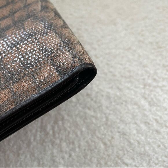 Roberto Cavalli Freedom Animal Print Tri-Fold Wallet - Picture 12 of 16